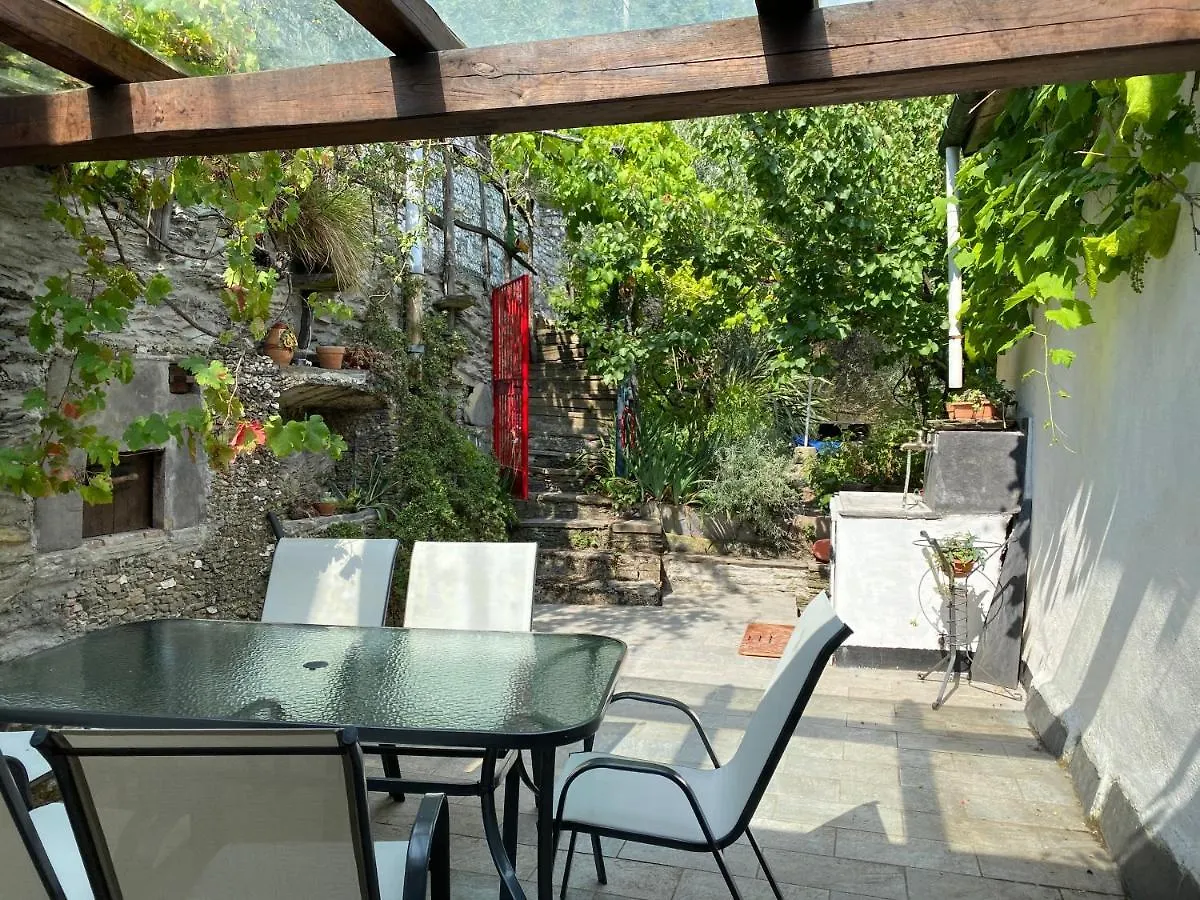 CogornoGreen House With Sea View别墅 Cogorno