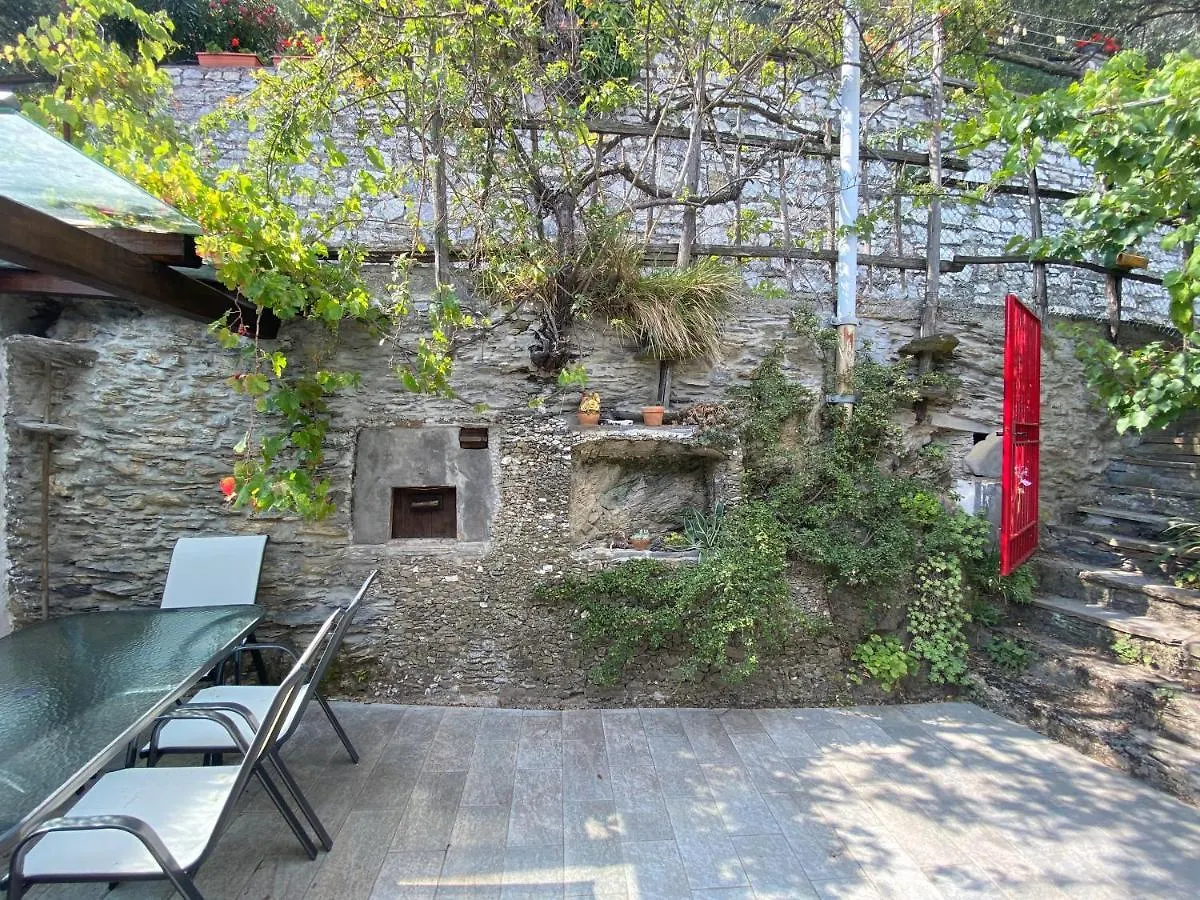 CogornoGreen House With Sea View别墅